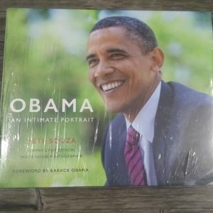 Obama An Intimate Portrait Book